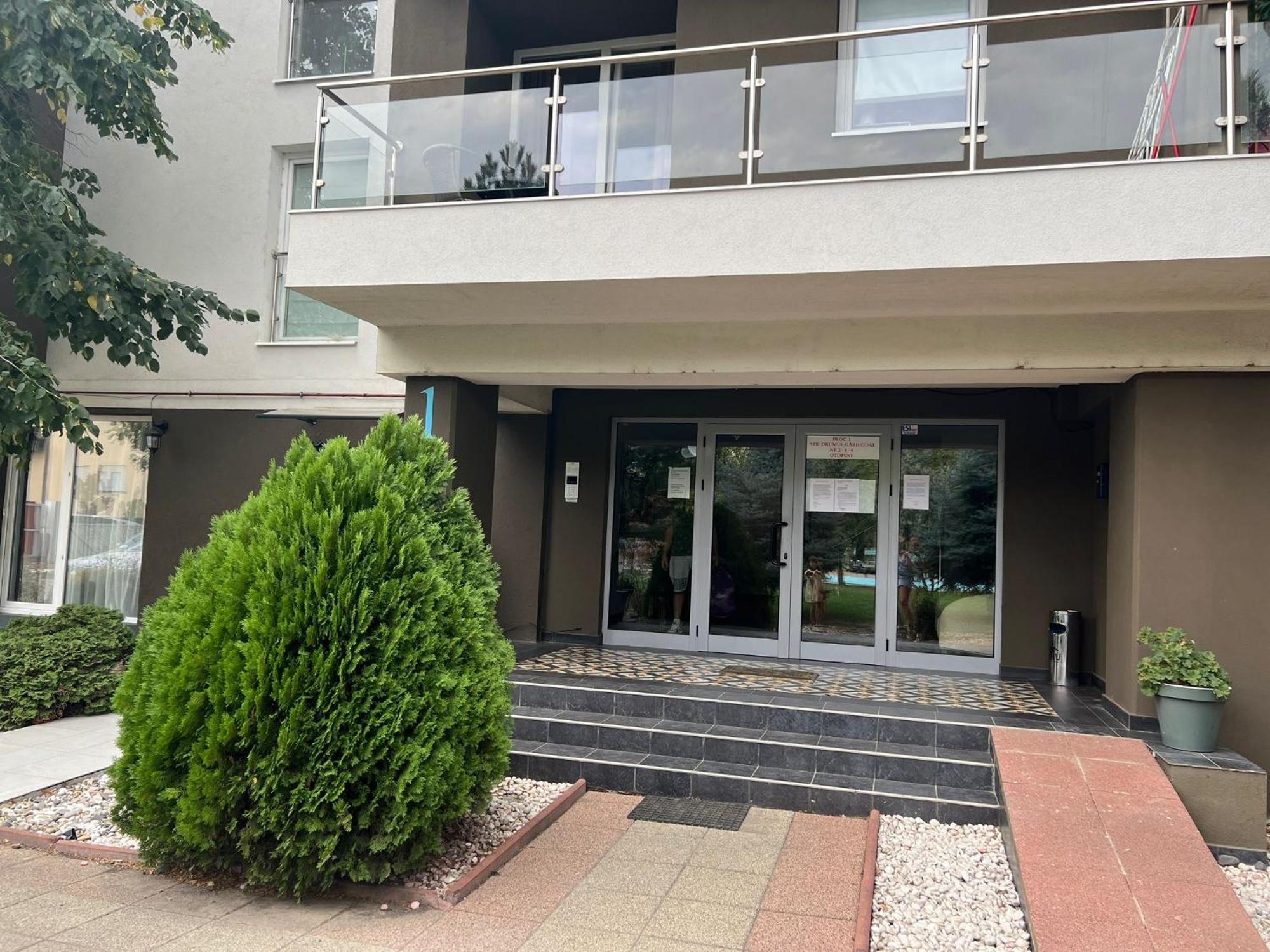 Tranzzit Airport Apartament أوتوبين المظهر الخارجي الصورة
